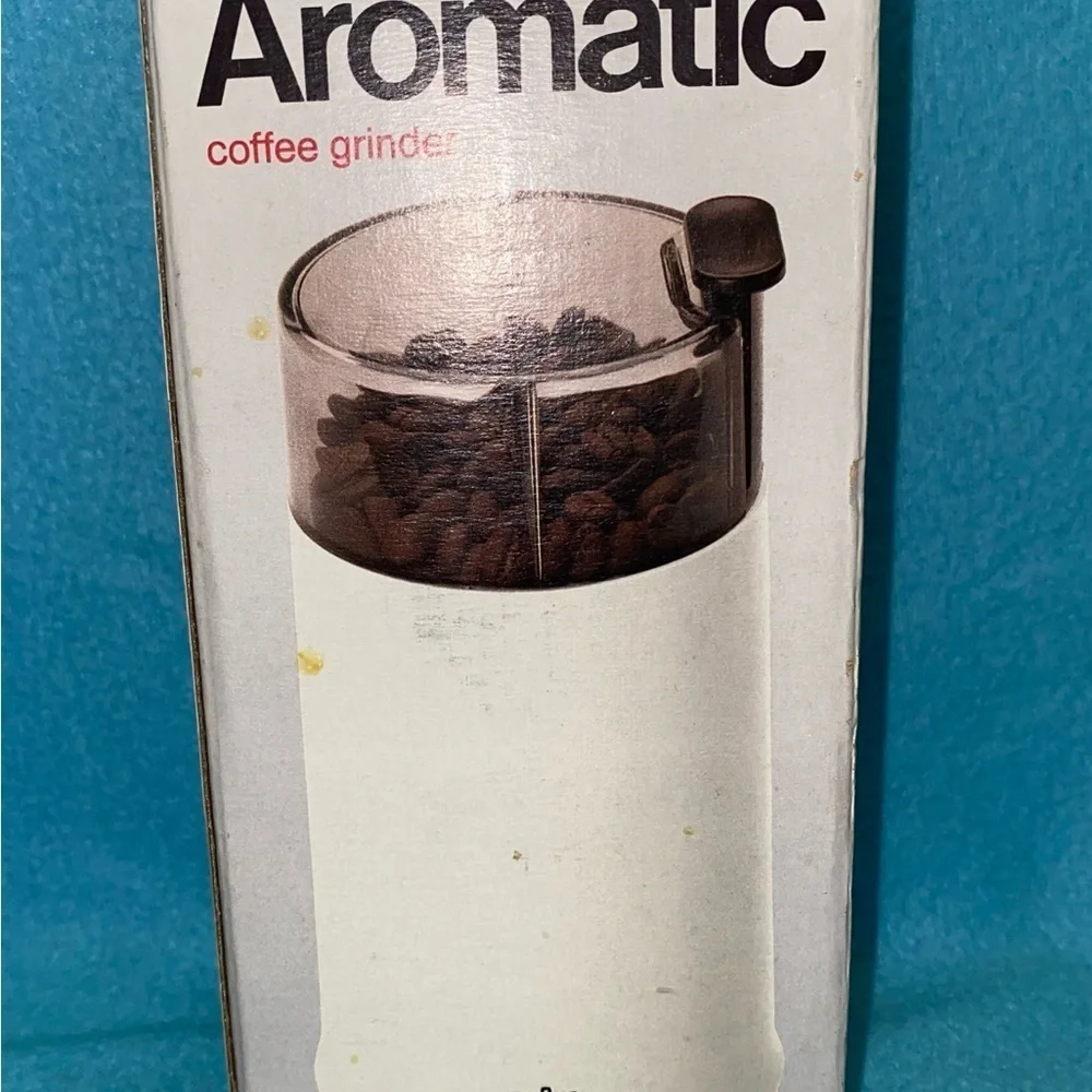 BRAUN Aromatic Coffee Grinder for coffee beans model #KSM 2 vintage tested white